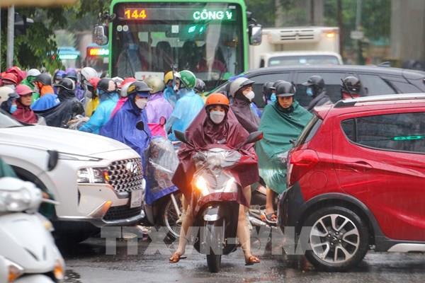 Dự báo thời tiết ngày mai 18/8: Mưa rào ngắt quãng ở Bắc và Trung Bộ