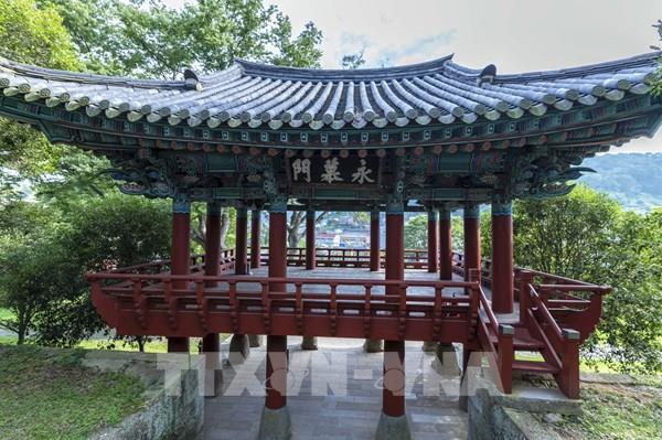 Nét độc đáo của ngôi đền Chungnyeol ở thành phố Tongryeong, Hàn Quốc