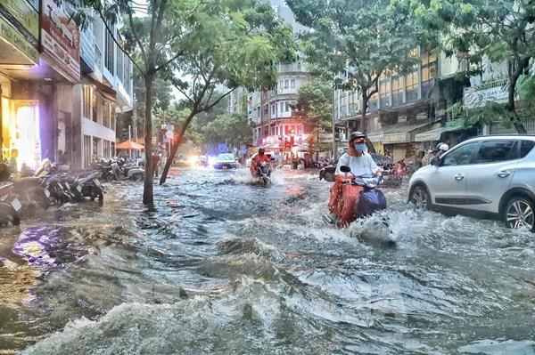 Thời tiết ngày mai 13/9: Tây Nguyên và Nam Bộ mưa dông kéo dài