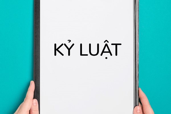 Khai trừ khỏi Đảng Bí thư Chi bộ Quản trị, thuộc Đảng bộ Văn phòng Tỉnh ủy Hòa Bình