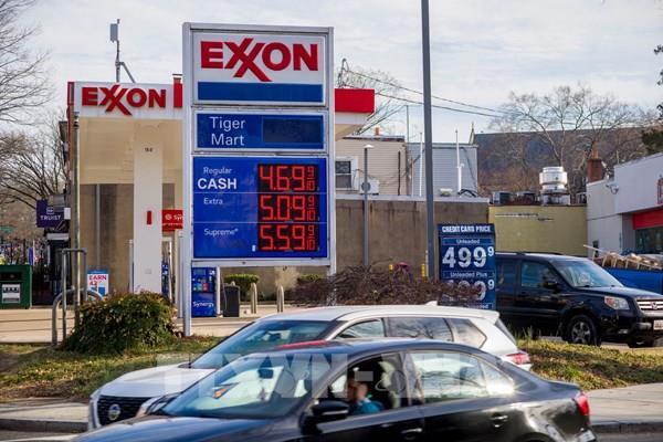 Giá dầu WTI tuần qua tăng gần 3%