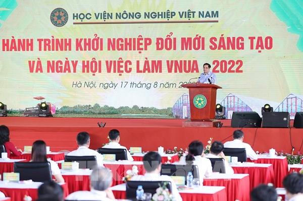 Thủ tướng: Gắn đào tạo với thực tiễn, thúc đẩy khởi nghiệp, đổi mới sáng tạo