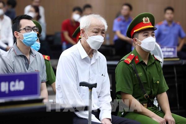 Xét xử cựu lãnh đạo tỉnh Bình Dương: Nhân chứng phủ nhận chứng cứ mới của luật sư