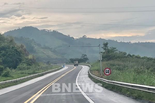 Bộ Giao thông Vận tải nêu lý do chuyển khoảng 650 km quốc lộ thành đường địa phương