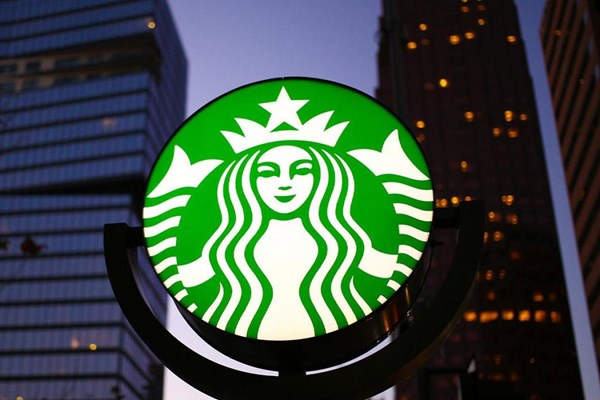 Starbucks kỳ vọng doanh thu tăng với món đồ uống đặc trưng theo mùa