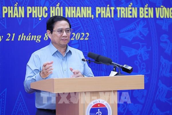 Thủ tướng: Các bộ, ngành, địa phương phối hợp xử lý những vấn đề cấp bách của ngành Y tế