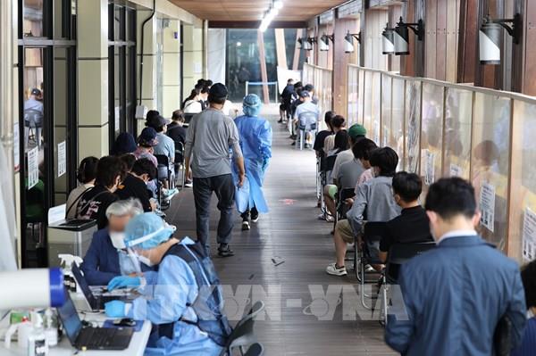 WHO nhấn mạnh virus gây bệnh COVID-19 đang lây lan nhanh