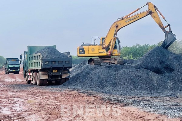 Thúc tiến độ dự án cao tốc Phan Thiết -Dầu Giây