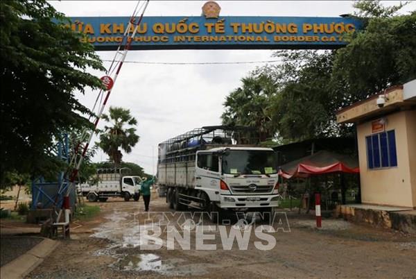 Đồng Tháp chú trọng nguồn lực phát triển thương mại biên giới