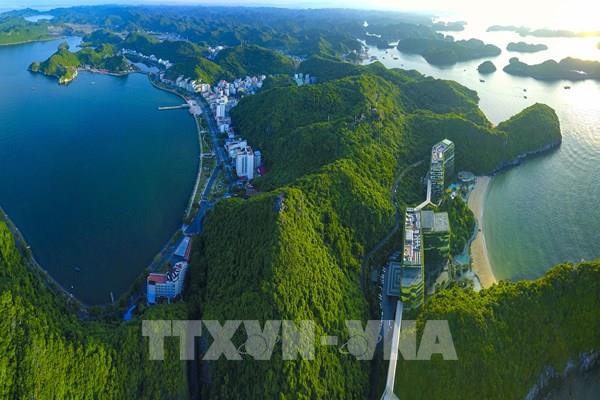 Khám phá đảo ngọc Cát Bà