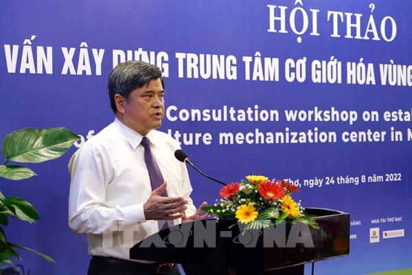 Trung tâm cơ giới hóa Đồng bằng sông Cửu Long thúc đẩy sản xuất quy mô lớn