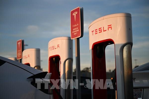 Tỷ phú Elon Musk “tham vọng” bán 20 triệu xe điện vào năm 2030