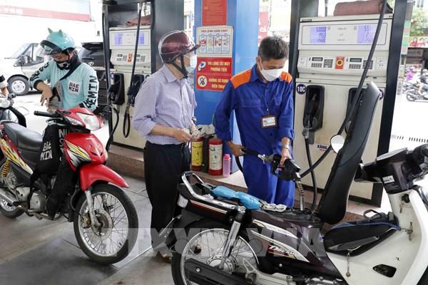 Chuyên gia có ý kiến gì về việc giao quản lý xăng dầu về Bộ Công Thương?