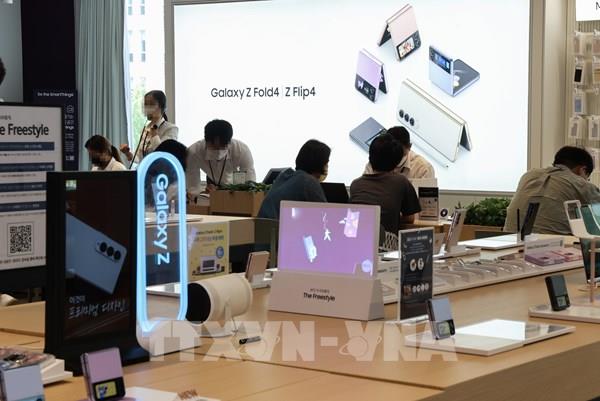 Samsung ra mắt loạt smartphone dạng gập mới tại 40 quốc gia