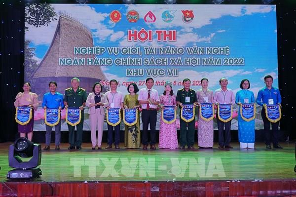 Nâng cao nghiệp vụ tín dụng chính sách cho cán bộ ngân hàng và các tổ chức đoàn thể