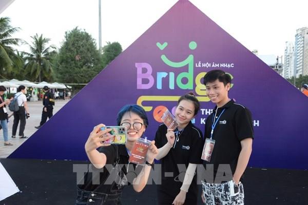 Sôi động Lễ hội âm nhạc và Kết nối cộng đồng BridgeFest 2022 ​