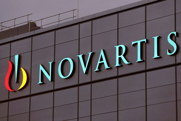 Novartis dự định tách doanh nghiêp sản xuất thuốc gốc Sandoz trong năm 2023