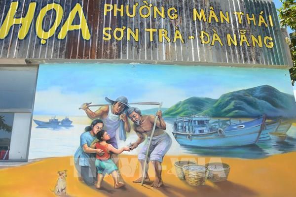 Ngắm đường tranh bích họa tại Đà Nẵng