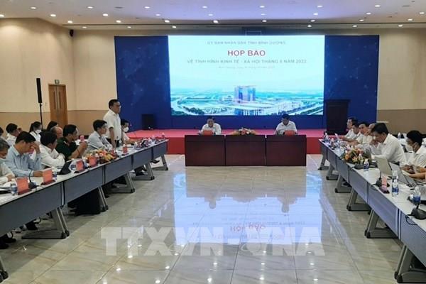 Bình Dương thu hút vốn trong nước gần 3 tỷ USD, vượt vốn FDI