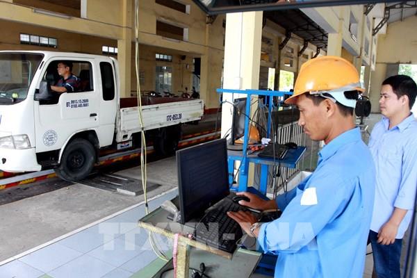 Sớm tháo gỡ vướng mắc cho doanh nghiệp kinh doanh vận tải bằng ô tô