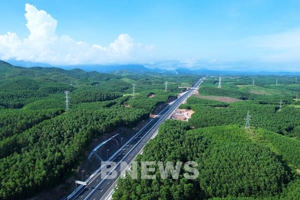 Cao tốc Vân Đồn - Móng Cái thu phí khi nào?