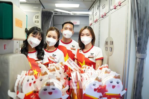 Rực rỡ cờ hoa trên những chuyến bay Vietjet trong ngày Quốc khánh 2/9