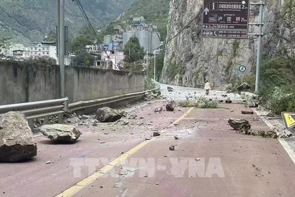 Động đất độ lớn 6,8 tại Tứ Xuyên (Trung Quốc)