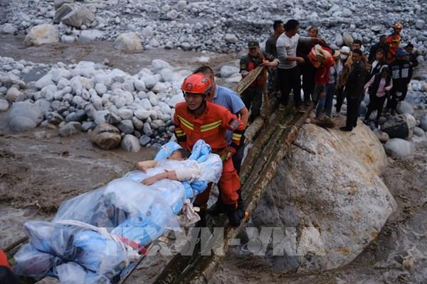 Động đất tại Tứ Xuyên (Trung Quốc): Số nạn nhân tăng nhanh