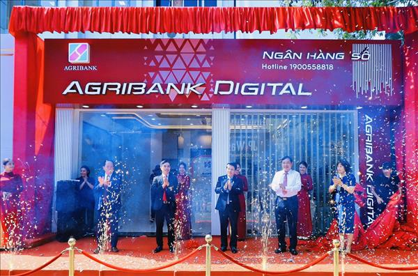 Khai trương dịch vụ Ngân hàng số Agribank Digital