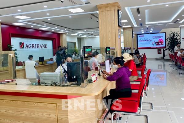 Lãi suất cho vay rục rịch giảm, tiếp sức doanh nghiệp