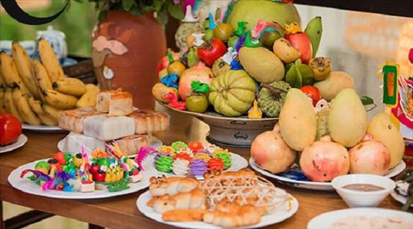 Mâm cỗ cúng Rằm Trung thu gồm những gì?