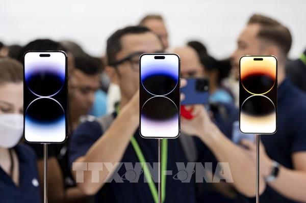 Brazil cấm Apple bán iPhone không kèm bộ sạc pin