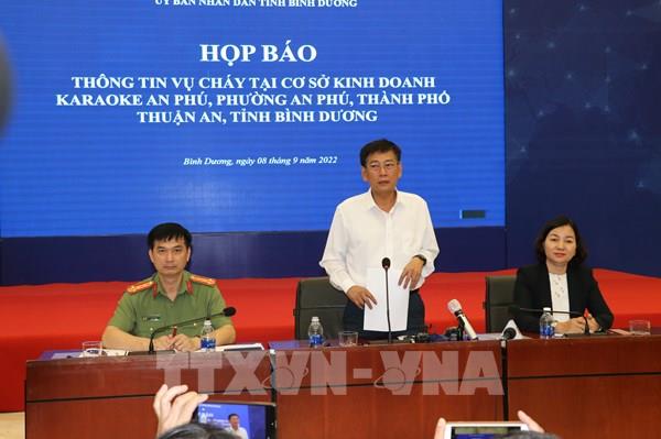 Vụ cháy karaoke ở Bình Dương: Có khách đóng chặt cửa hát tiếp khi nhân viên gọi sơ tán