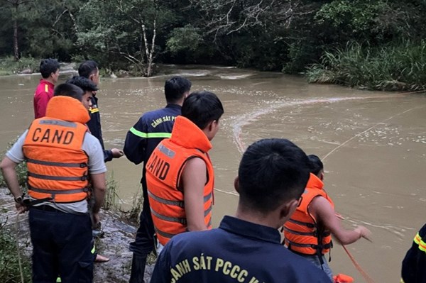 Lâm Đồng cấm công ty lữ hành tổ chức hoạt động du lịch tự phát