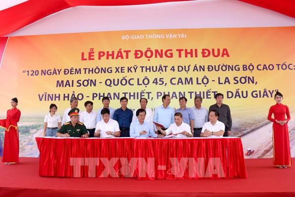 Phó Thủ tướng Lê Văn Thành: Sớm thông xe 4 dự án thành phần cao tốc Bắc – Nam