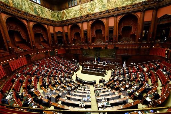 Thượng viện Italy phê chuẩn gói hỗ trợ nhằm ứng phó với giá sinh hoạt leo thang