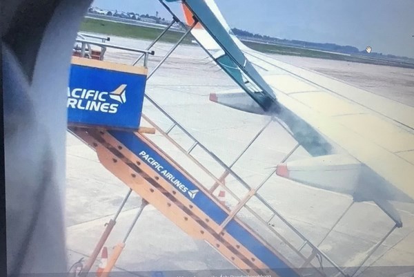 Cục Hàng không Việt Nam báo cáo vụ xe thang va chạm với tàu bay tại Nội Bài