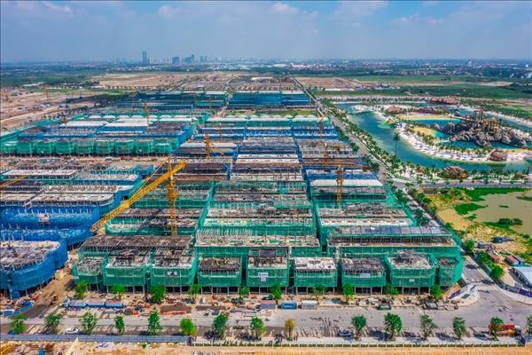 Nhà đầu tư TP.HCM khai thác “mỏ vàng” Vinhomes Ocean Park 2 – The Empire