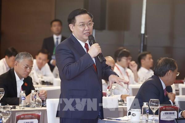 Phát triển chất lượng nguồn nhân lực và thực hiện chính sách hỗ trợ