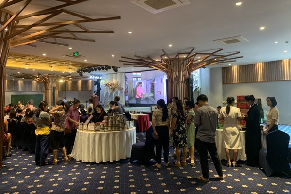 Giải pháp nào để kết nối hiệu quả sản phẩm vùng miền tới người tiêu dùng?