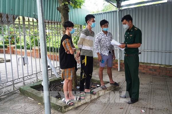 Tiếp nhận 92 công dân trở về sau khi thoát khỏi sòng bạc ở Campuchia