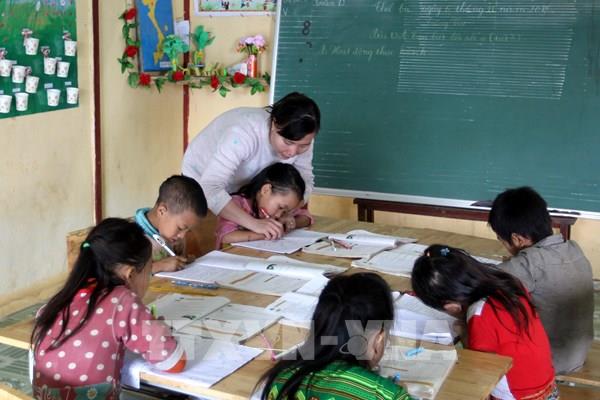 Bộ Nội vụ đề nghị khắc phục tình trạng cán bộ, công chức, viên chức nghỉ việc, thôi việc