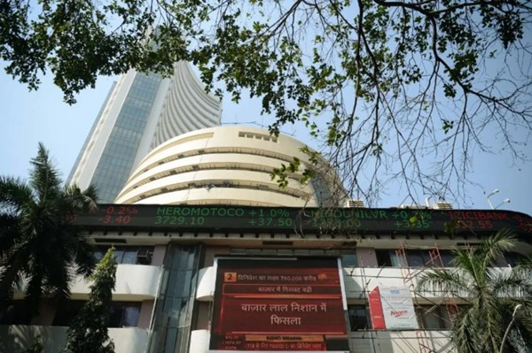 Vì sao thị trường chứng khoán Ấn Độ "hút" nhà đầu tư nước ngoài?