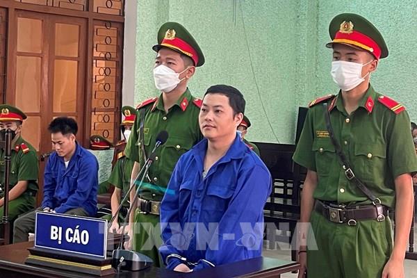 Tuyên phạt tử hình đối tượng mua bán trái phép 10 bánh heroin