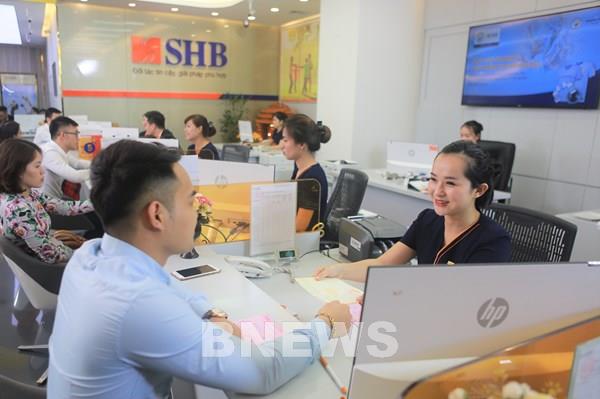 Lãi suất ngân hàng đồng loạt tăng sau điều chỉnh của Ngân hàng Nhà nước