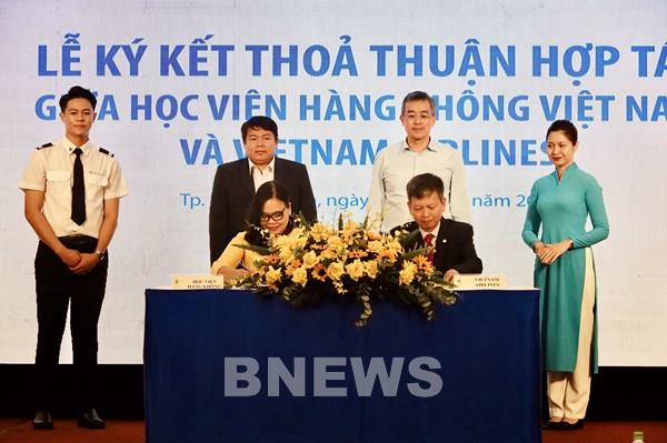 Vietnam Airlines liên kết đào tạo trong lĩnh vực hàng không