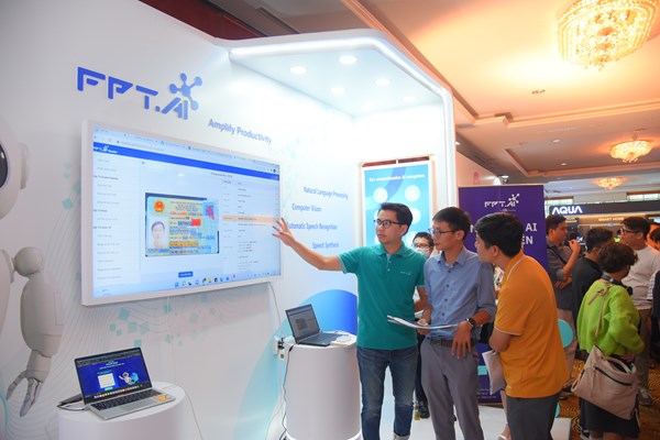 FPT nâng tầm chuyển đổi số