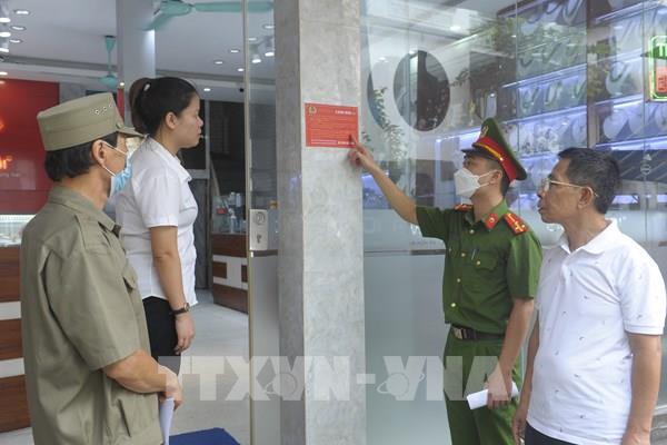 Hà Nội: Công khai số điện thoại tại nơi công cộng để tố giác tội phạm