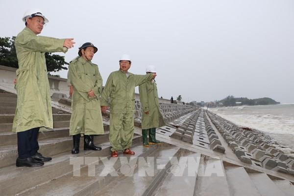 Quảng Ngãi: Khuyến cáo người dân không ra đường từ 19 giờ ngày 27/9