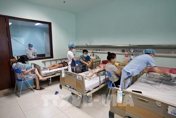 Khi thấy trẻ ốm, có nên đưa trẻ đi xét nghiệm Adenovirus ngay?